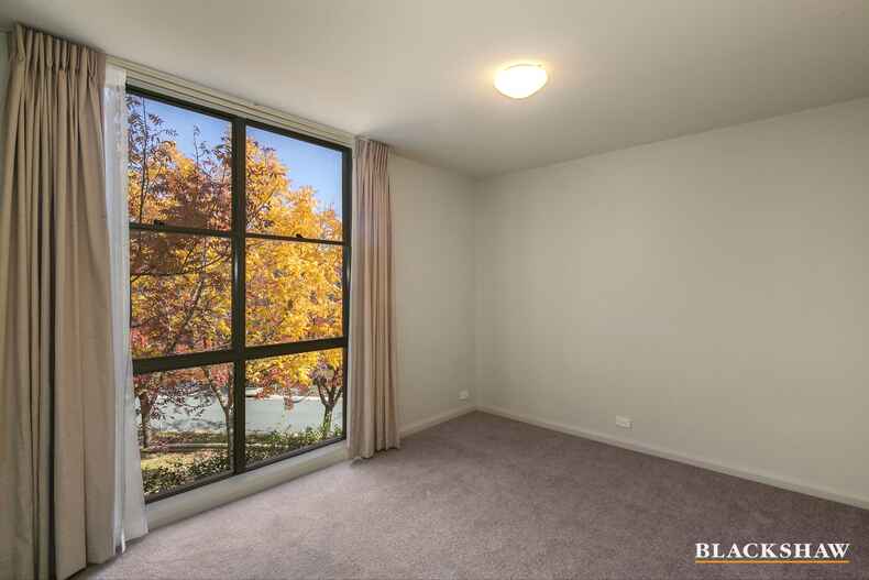 1/2 Eldridge Crescent Garran 1/2 Eldridge Crescent Garran