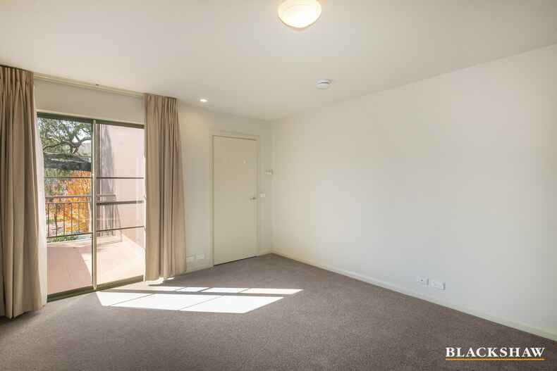 1/2 Eldridge Crescent Garran 1/2 Eldridge Crescent Garran