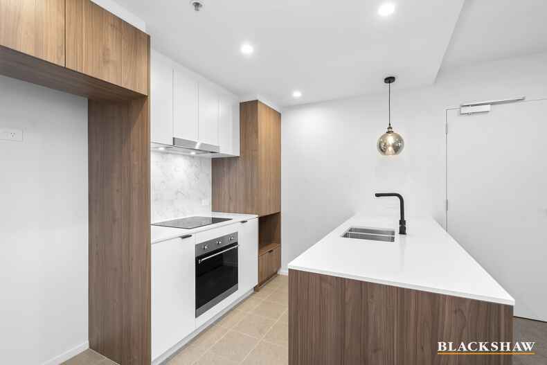 811/15 Bowes Street Phillip