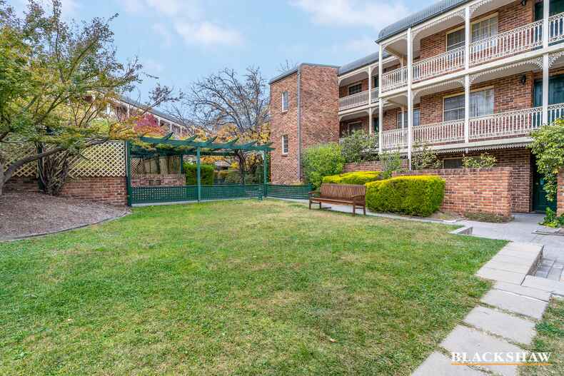 111/11 Giles Street Griffith 111/11 Giles Street Griffith