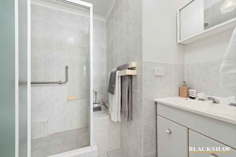 21 Slight Place Holt 21 Slight Place Holt