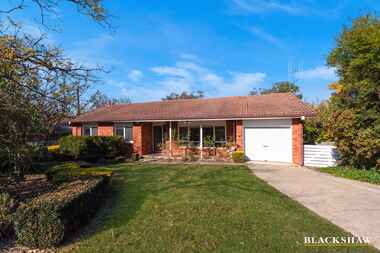 18 Birdwood Street Hughes