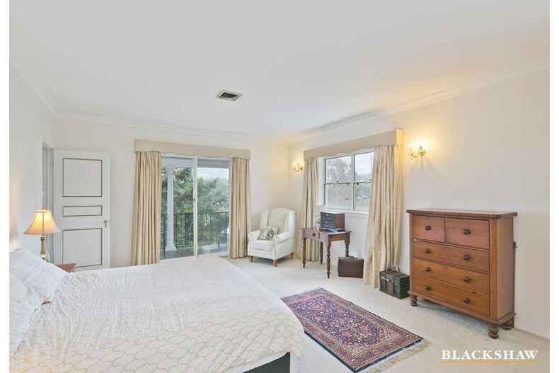139 Hawkesbury Crescent Farrer 139 Hawkesbury Crescent Farrer