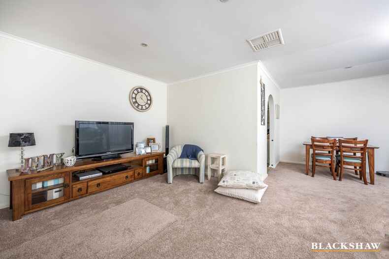 244 Southern Cross Drive Latham 244 Southern Cross Drive Latham