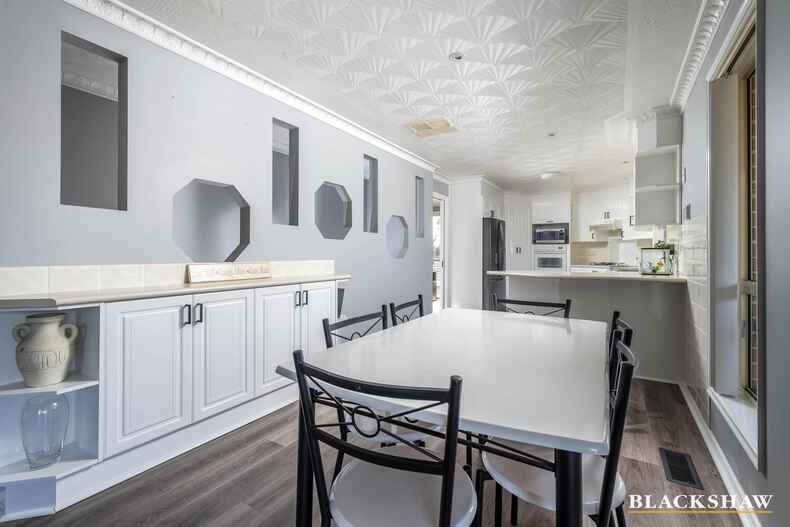 16 Wootton Crescent Gordon 16 Wootton Crescent Gordon