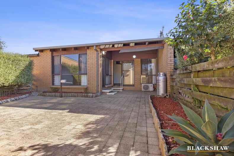 9/61-69 Sunpatch Parade Tomakin 9/61-69 Sunpatch Parade Tomakin