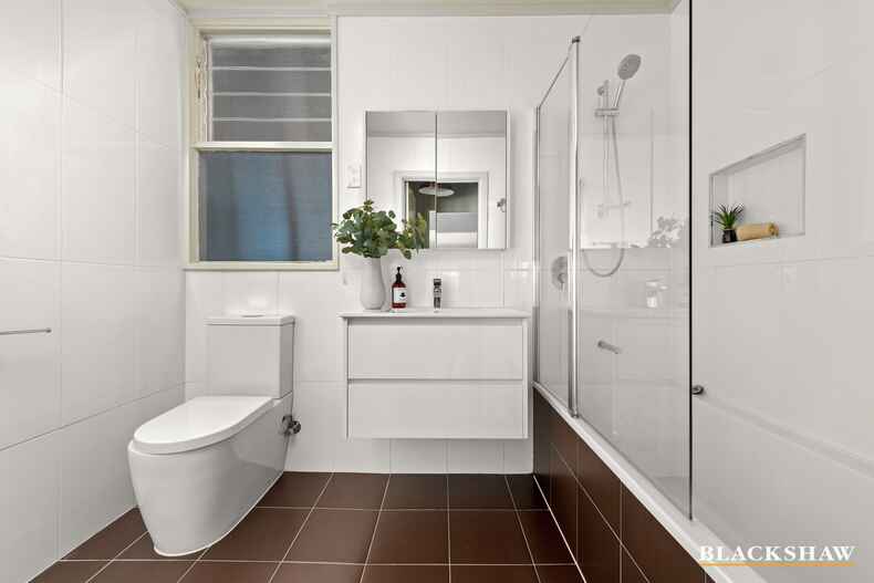 65 Walker Crescent Narrabundah