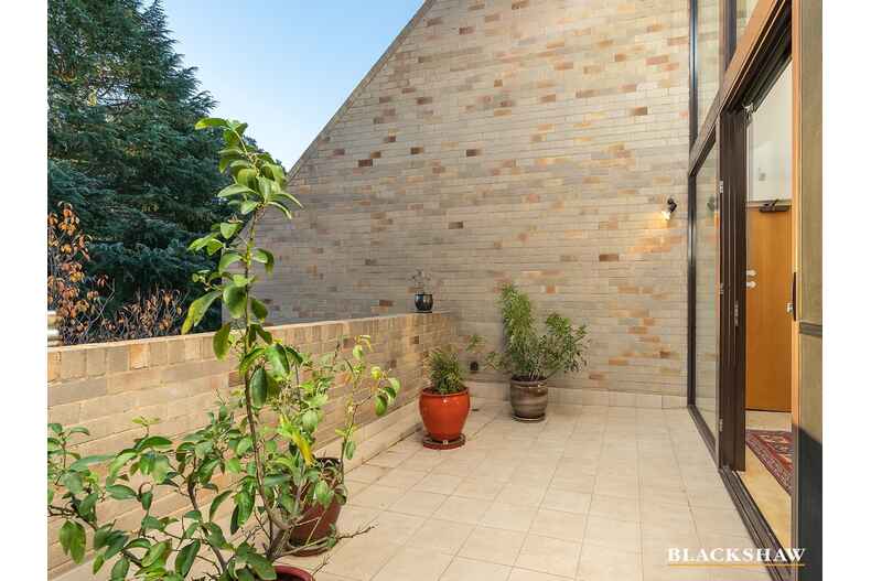 11/24-28 Telopea Park Kingston 11/24-28 Telopea Park Kingston