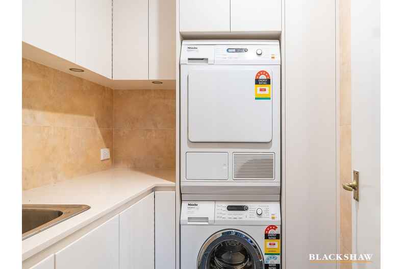 11/24-28 Telopea Park Kingston 11/24-28 Telopea Park Kingston