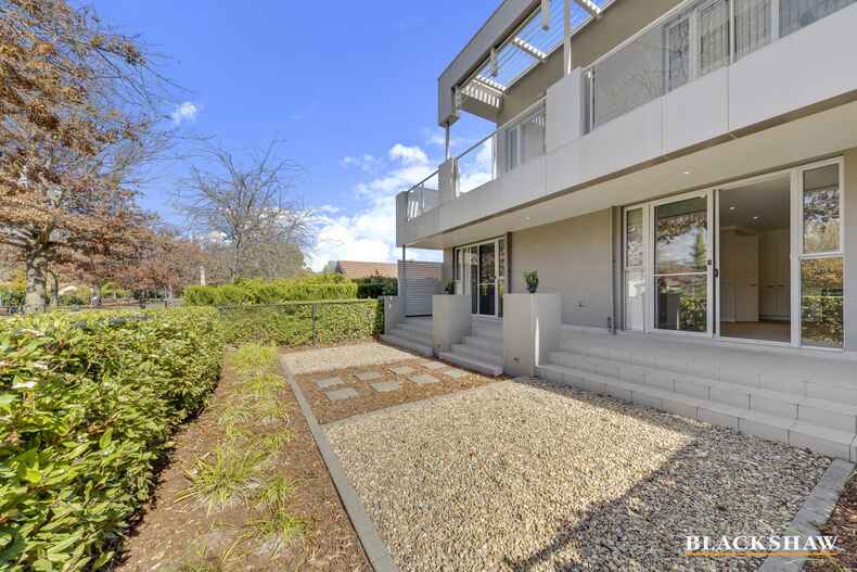 2/63A Torrens Street Braddon