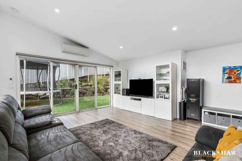 24 Sunpatch Parade Tomakin 24 Sunpatch Parade Tomakin