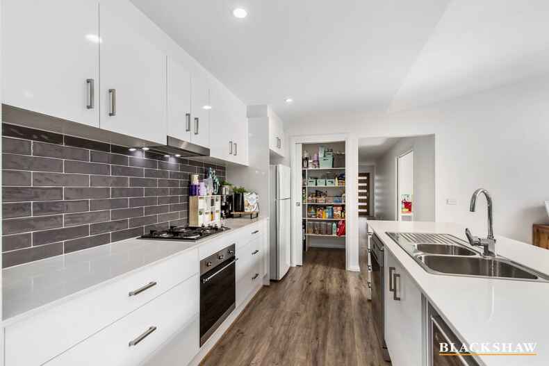 24 Sunpatch Parade Tomakin 24 Sunpatch Parade Tomakin