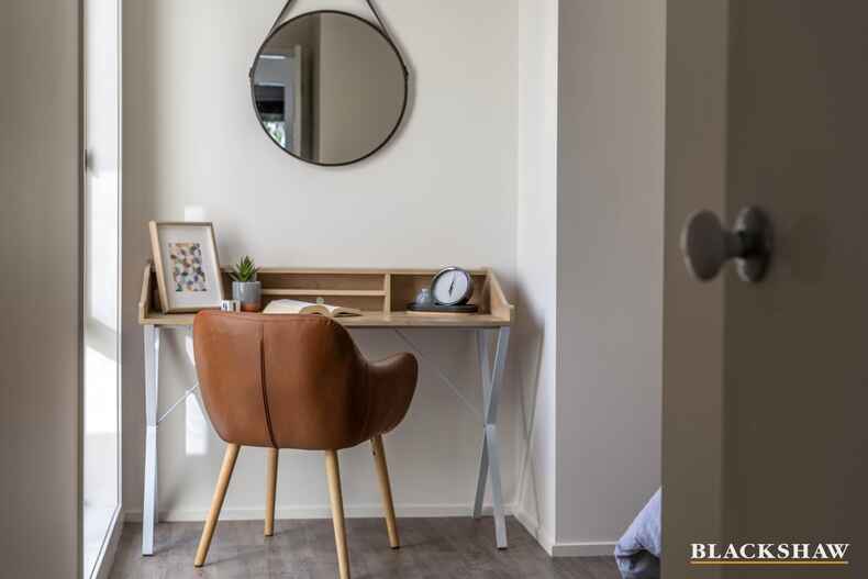 1/8 Antis Street Phillip