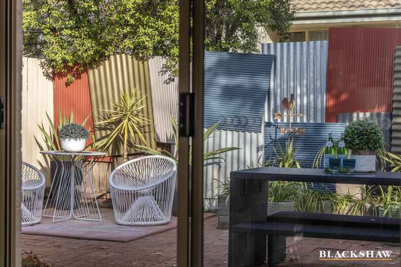 1/8 Antis Street Phillip