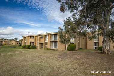 1/9 Keith Street Scullin