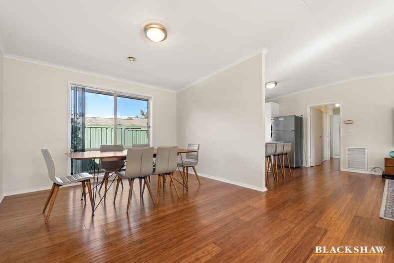 8B Kayser Place Monash