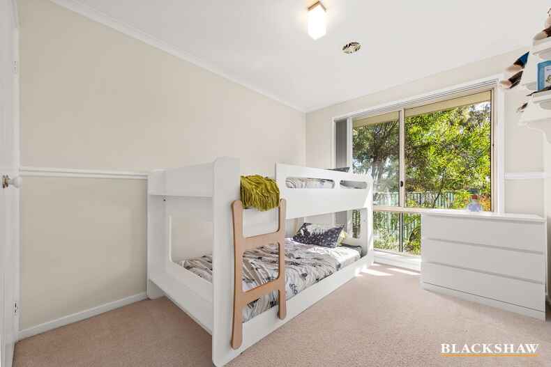 8B Kayser Place Monash