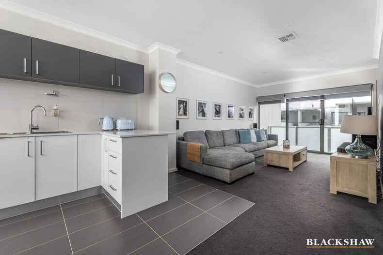 30/40 Henry Kendall Street Franklin
