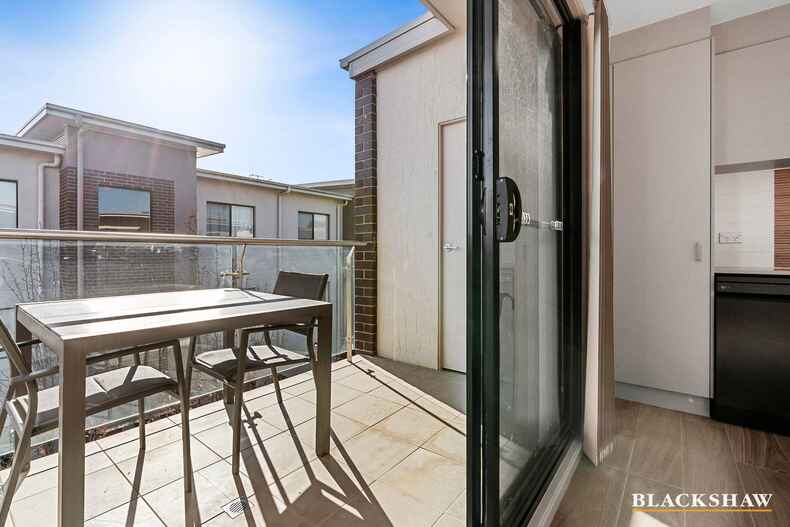 5/52 Swain Street Gungahlin