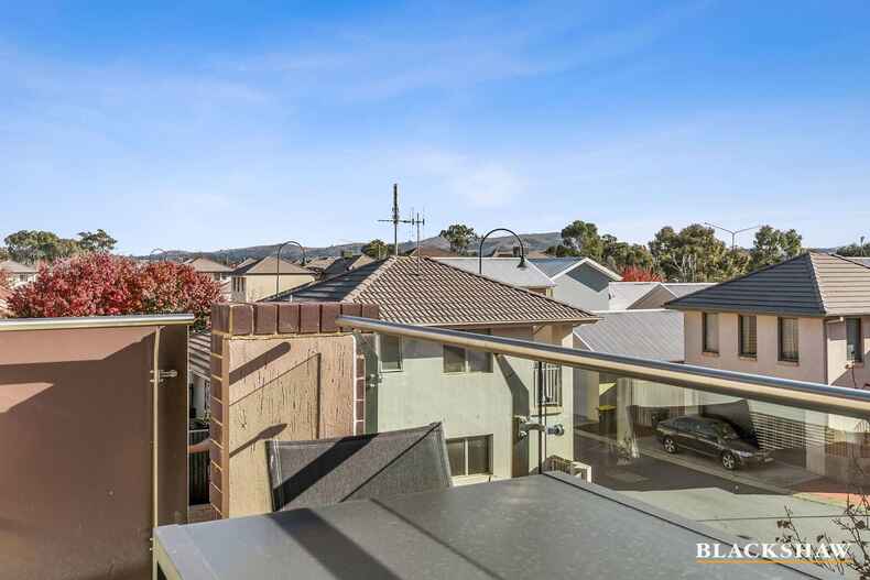 5/52 Swain Street Gungahlin