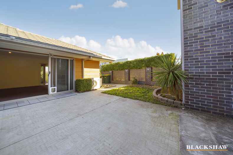 34 Whitrod Avenue Casey 34 Whitrod Avenue Casey