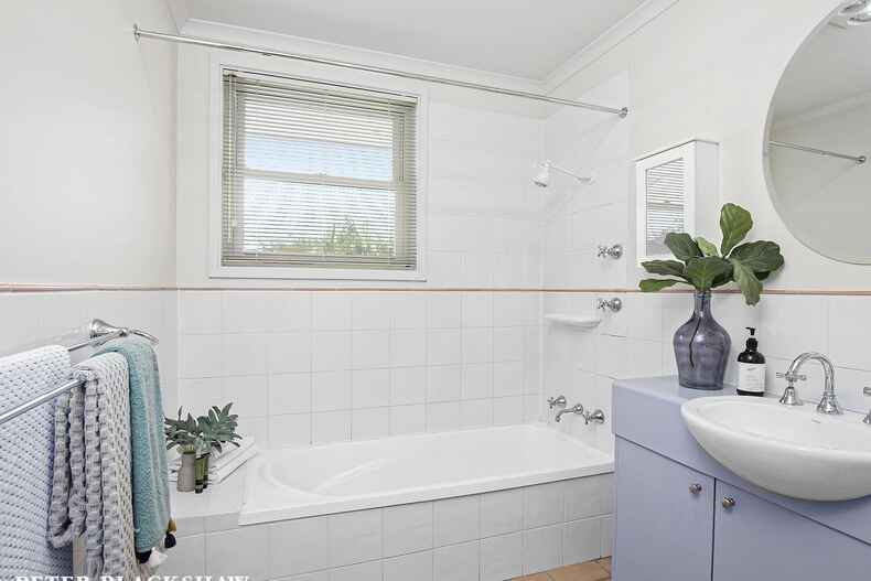 37 Northmore Crescent Higgins