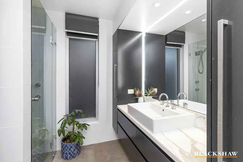 14 Weld Street Yarralumla 14 Weld Street Yarralumla