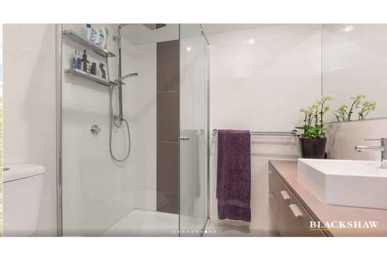 15/16 Ray Ellis Crescent Forde