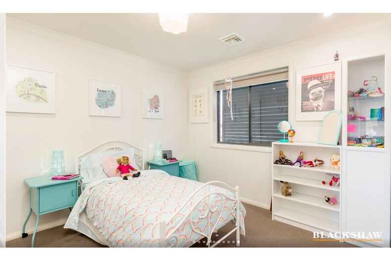 15/16 Ray Ellis Crescent Forde