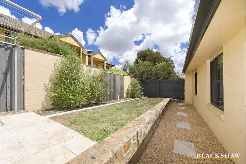 33 Lampard Circuit Bruce