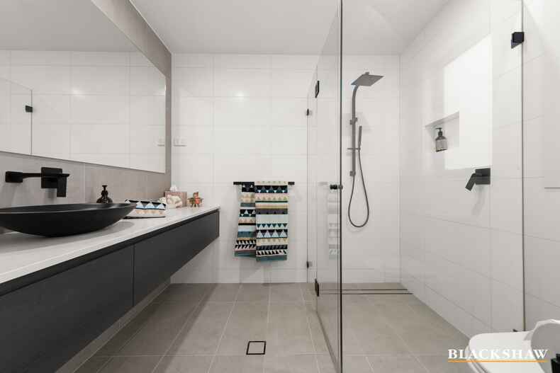 1/28 MacPherson Street O'Connor 1/28 MacPherson Street O'Connor