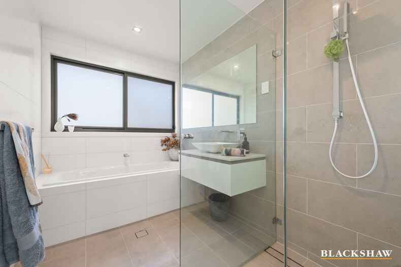 1/28 MacPherson Street O'Connor 1/28 MacPherson Street O'Connor