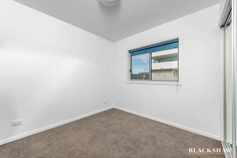 216/30 Philip Hodgins Street Wright 216/30 Philip Hodgins Street Wright