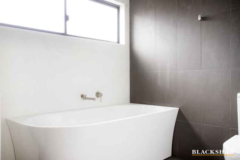 77 Freycinet Drive Sunshine Bay 77 Freycinet Drive Sunshine Bay