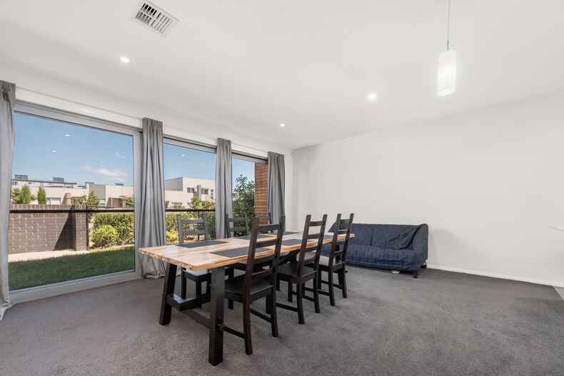 32 Chanter Terrace Coombs 32 Chanter Terrace Coombs