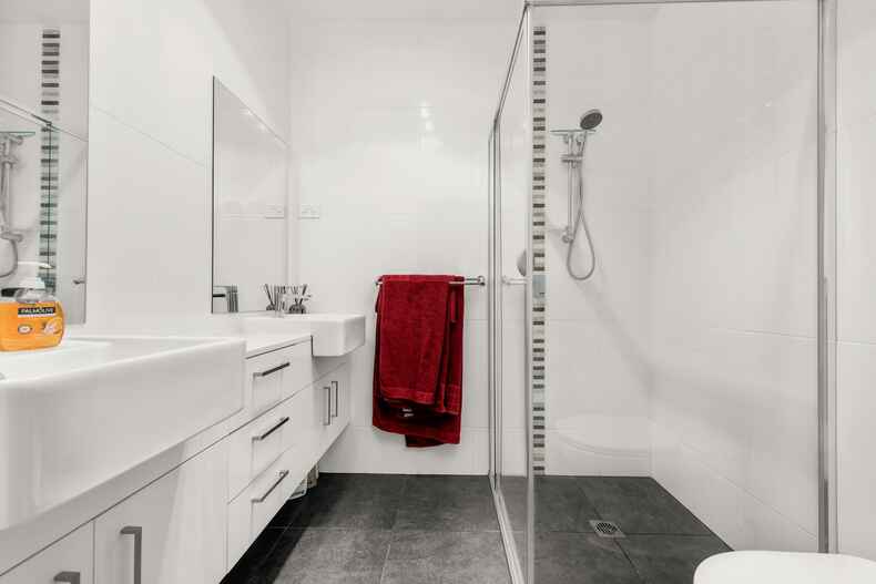 32 Chanter Terrace Coombs 32 Chanter Terrace Coombs