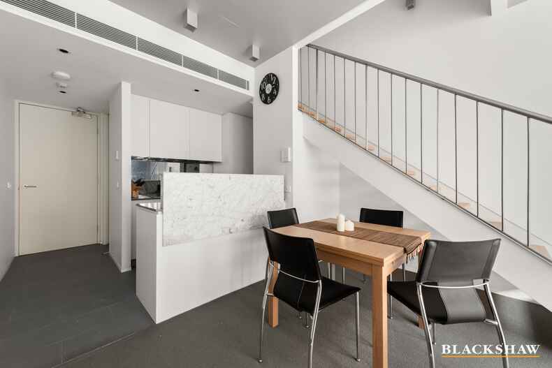13/3 Burbury Close Barton 13/3 Burbury Close Barton