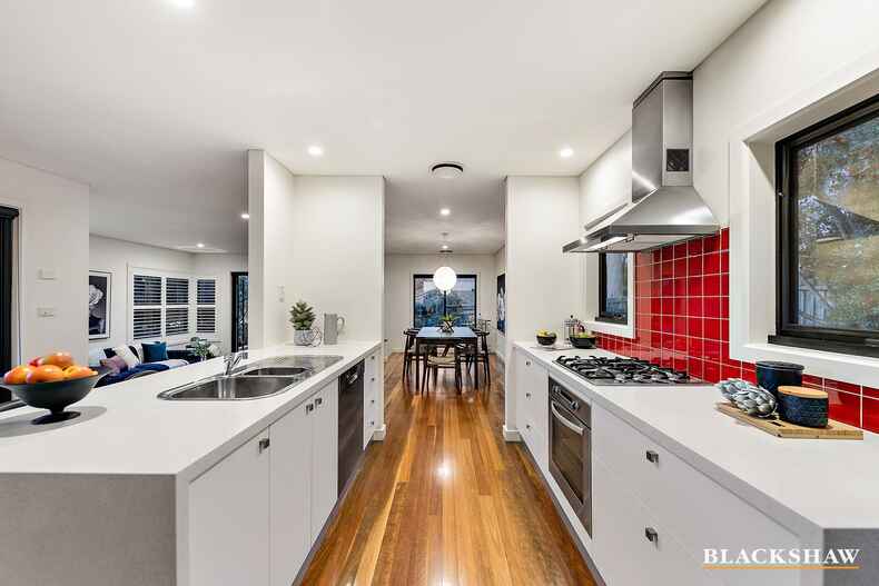 116 Strickland Crescent Deakin 116 Strickland Crescent Deakin