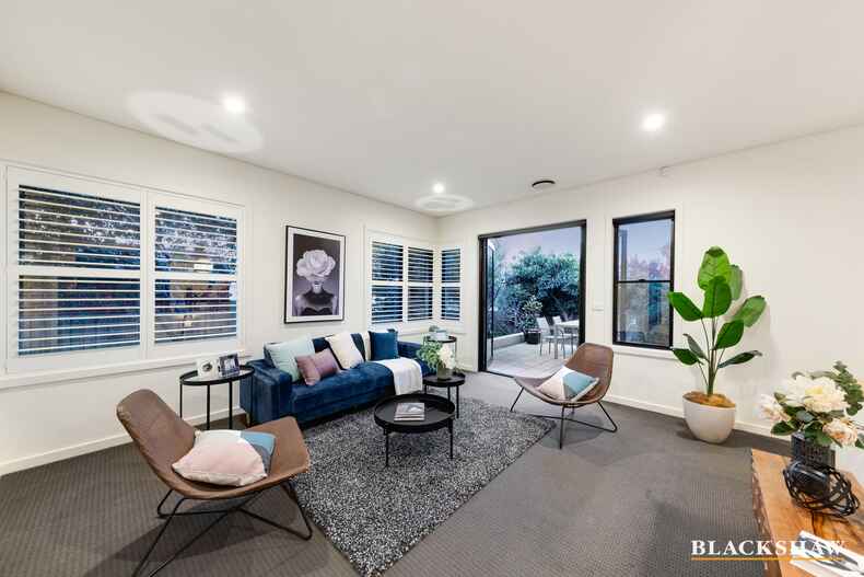 116 Strickland Crescent Deakin 116 Strickland Crescent Deakin