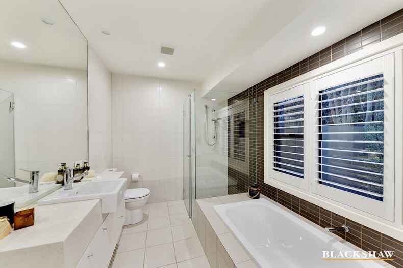 116 Strickland Crescent Deakin 116 Strickland Crescent Deakin