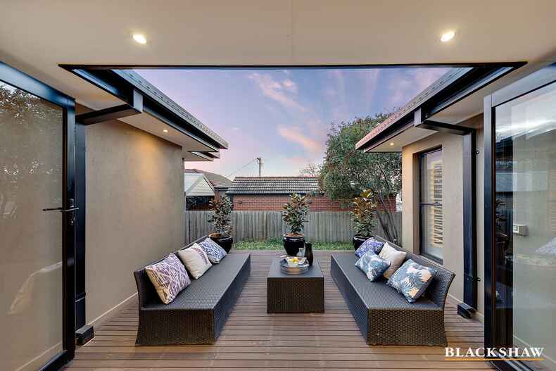 116 Strickland Crescent Deakin 116 Strickland Crescent Deakin