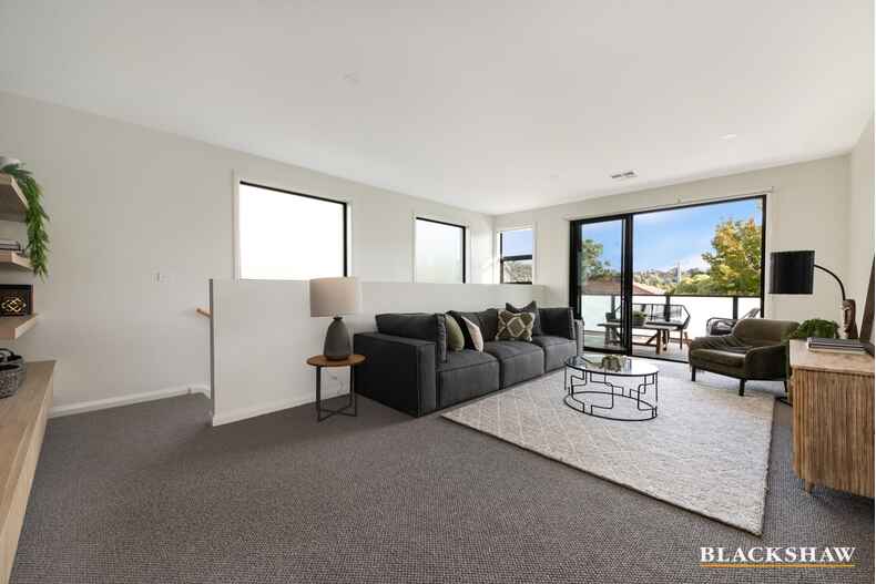 5B Hawkesbury Crescent Farrer