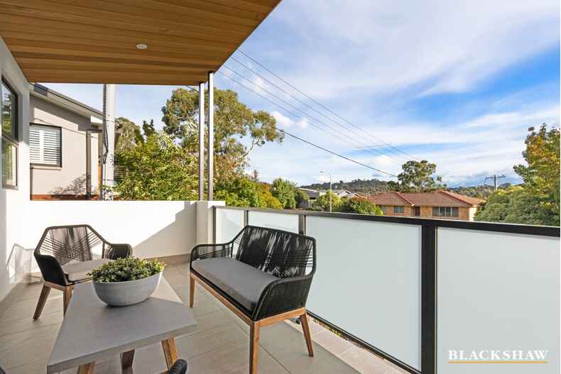 5B Hawkesbury Crescent Farrer