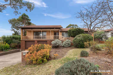 9 Davis Street Weetangera