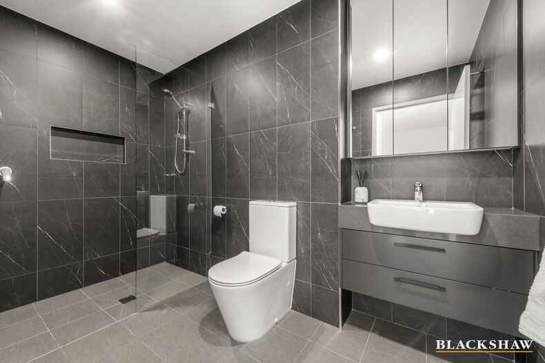 231/34 Eyre Street Kingston