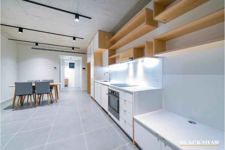 9/27 Moore Street Turner 9/27 Moore Street Turner