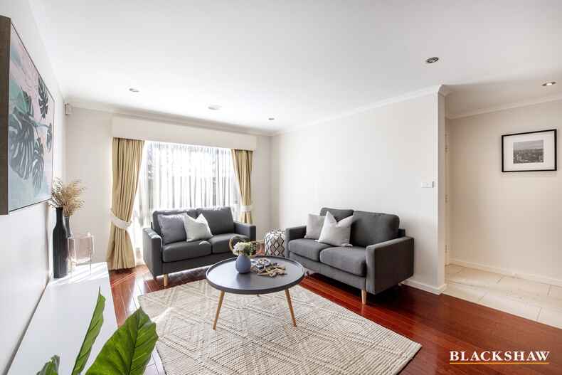 6 Branson Street Dunlop 6 Branson Street Dunlop