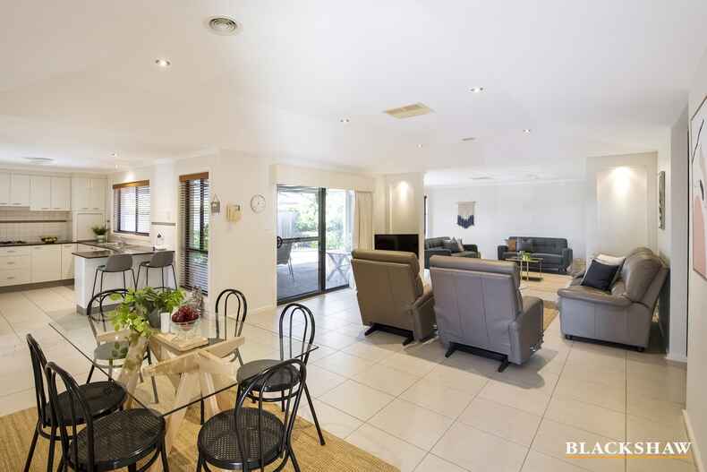 6 Branson Street Dunlop 6 Branson Street Dunlop