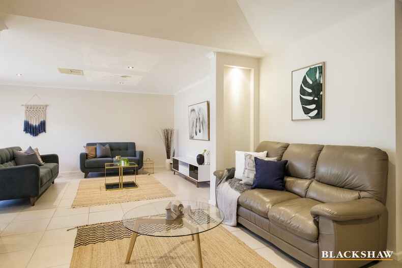 6 Branson Street Dunlop 6 Branson Street Dunlop