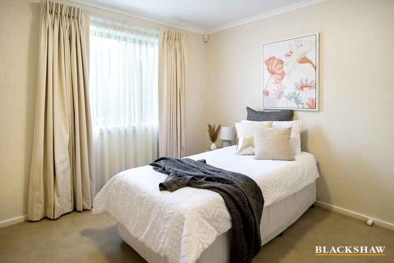 6 Branson Street Dunlop 6 Branson Street Dunlop